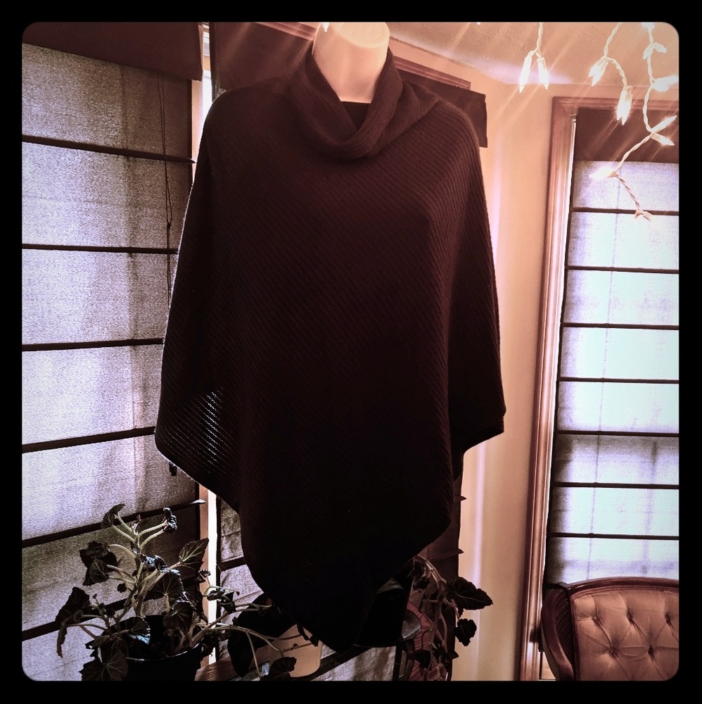 SM New York dark gray poncho one size